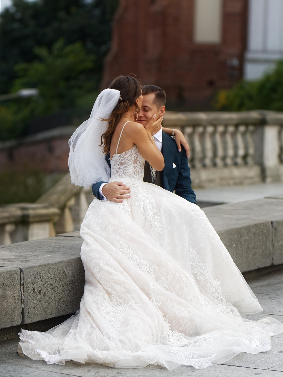 Enfield CT wedding couple surrounded by florals